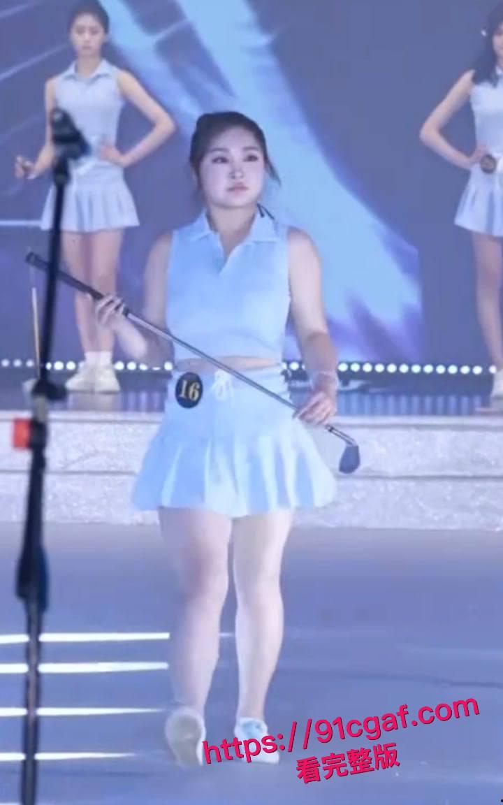 2025环球国际小姐【张雨曦】冠军背后的丑闻！陪睡视频流出，巨乳美乳、无毛嫩穴，呻吟连连-2