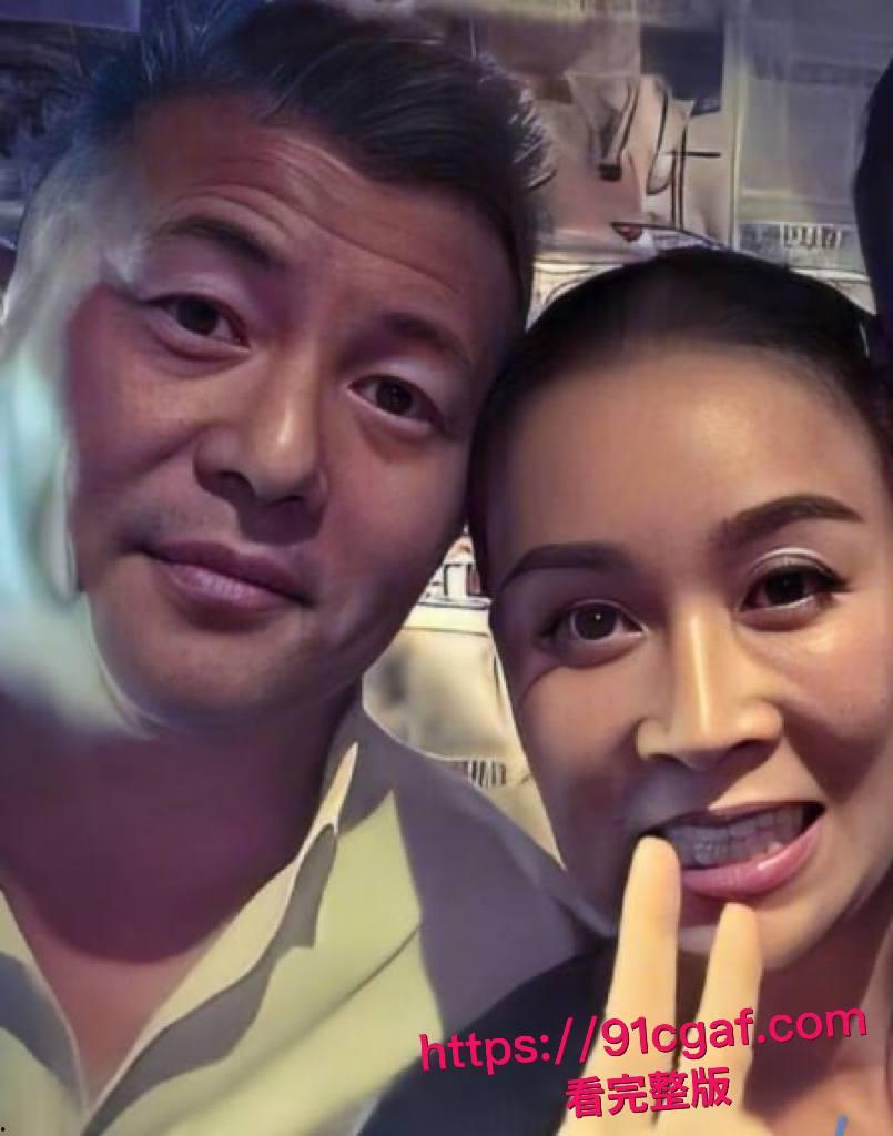 内娱天后歌手那英老公孟出轨曝光登顶热搜 会所内与年轻美女亲密缠绵 当晚豪掷千金包下会所VIP房上演活春宫!-2