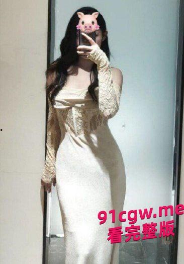 广州05年学生妹钟绮晴极品身材 被大屌金主无套内射#极品身材-8