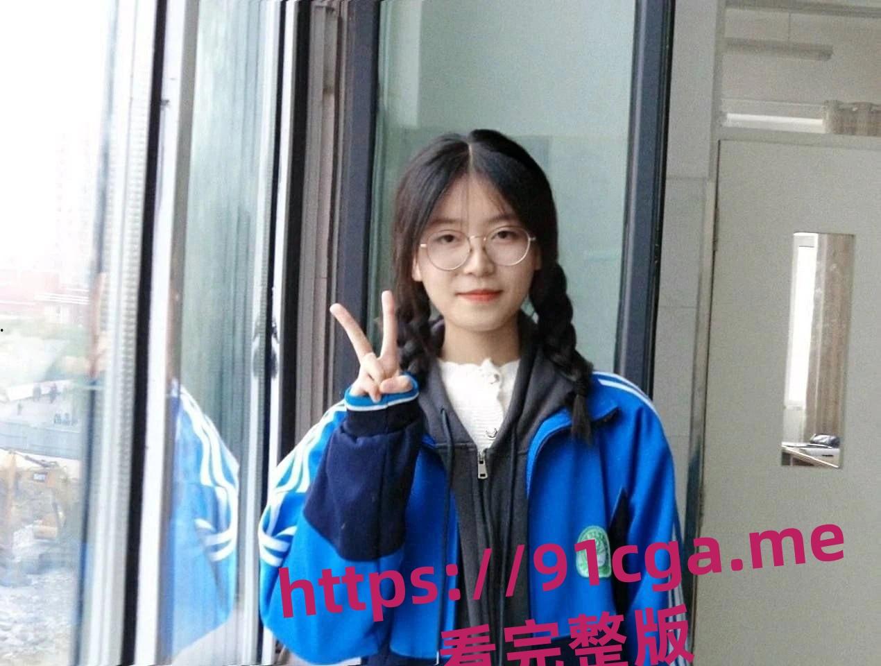 极品大二眼镜妹黄雨琪出轨偷会学长，被疯狂后入狂草-7