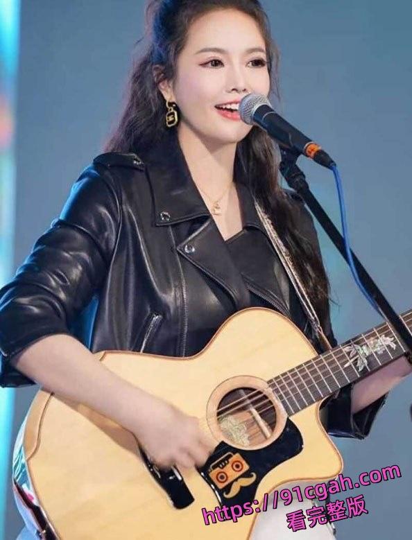 停车行业巨头 “阳光海天” 和 “停简单” 的联合创始人【徐晓佳】被爆出和富豪网聊视频！-4