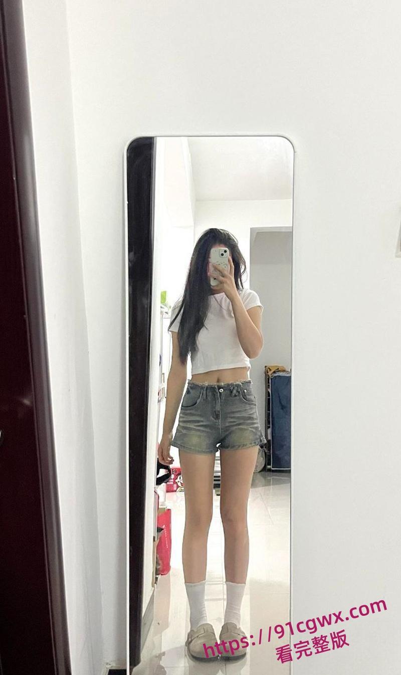 女高中生勾引化学老师一夜三次,搞得化学老师受不了,最终这段不伦关系被曝光,堪称炸裂-1