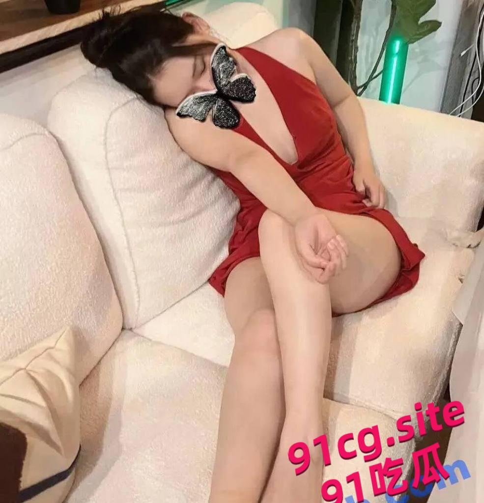 杭州绿帽瓜友主动投稿淫妻 极品反差少妇发上来和兄弟们分享-1