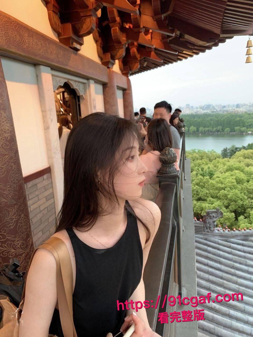 淄博医院崔晓涵出轨丑闻 靠官爹进医院 婚内成多位外科大夫公用母狗 偷拍视频全网疯传!-1