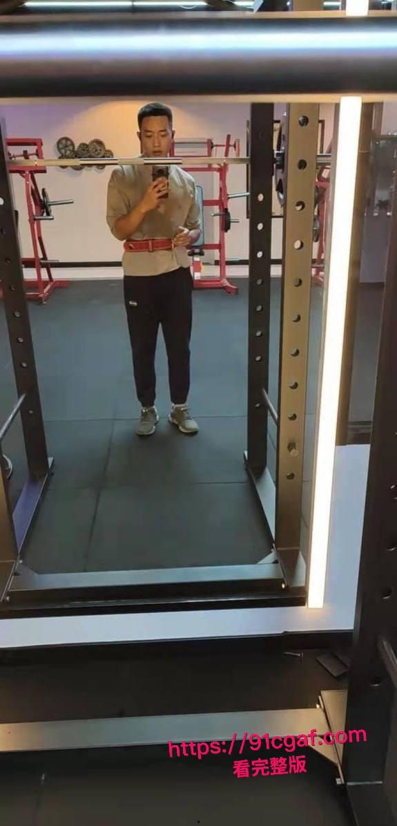 淄博医院崔晓涵出轨丑闻 靠官爹进医院 婚内成多位外科大夫公用母狗 偷拍视频全网疯传!-6