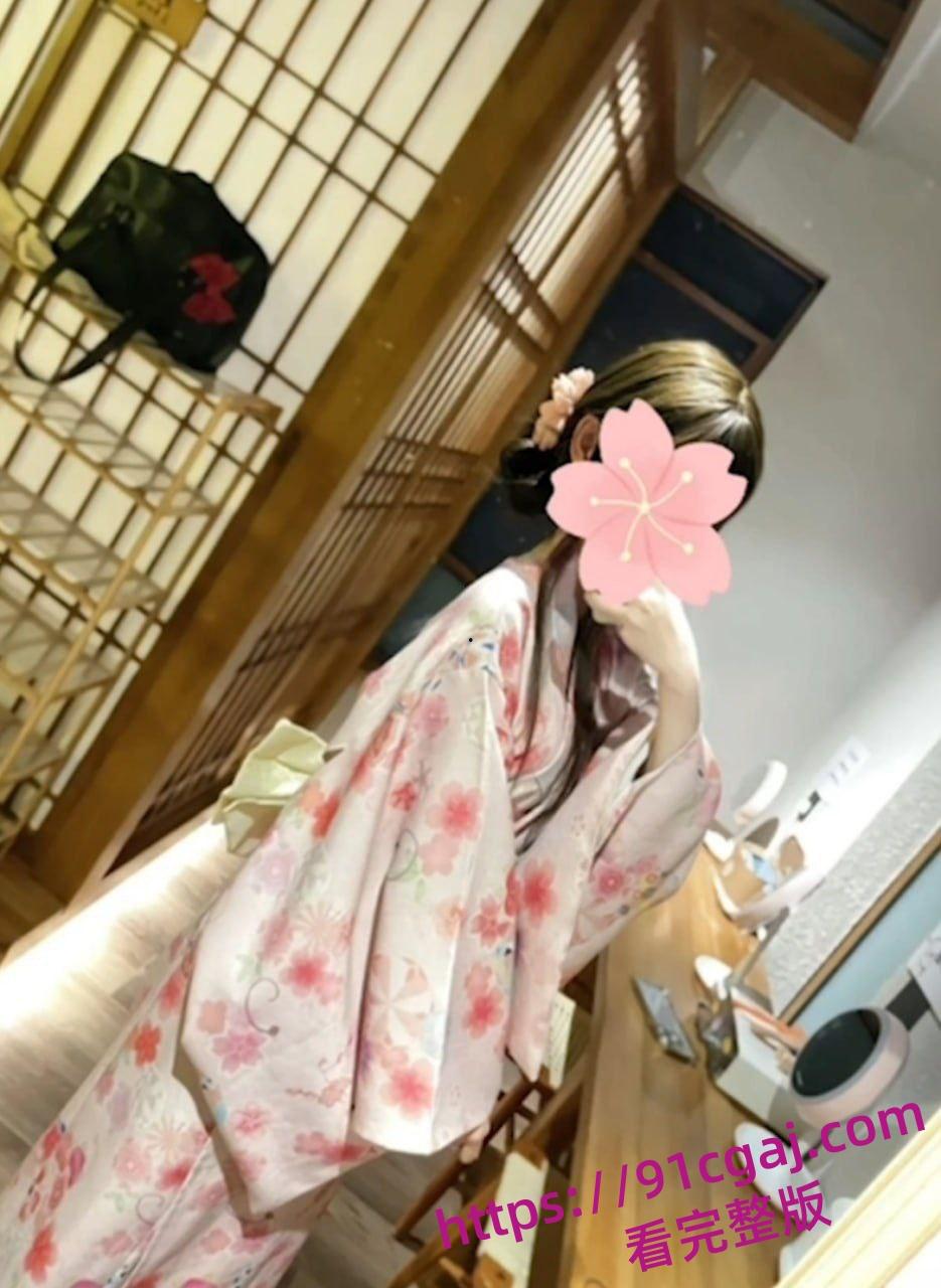 上海同济大学大一嫩妹刘思雨,刚成年就学会了背叛男友,还不断向前男友借钱维持生活-3