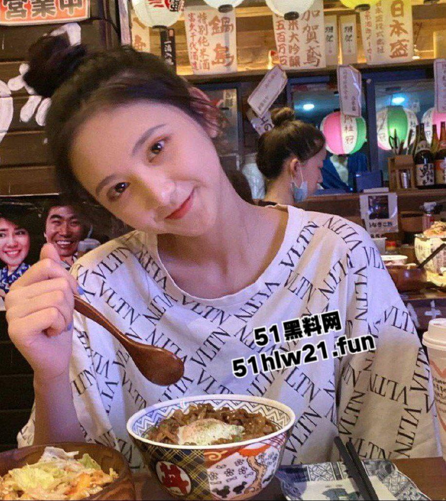 E奶骚货反差婊【郭珊】丰满身材性感骚母狗，玩露出被男友各种爆操，淫叫不断超下贱。-10