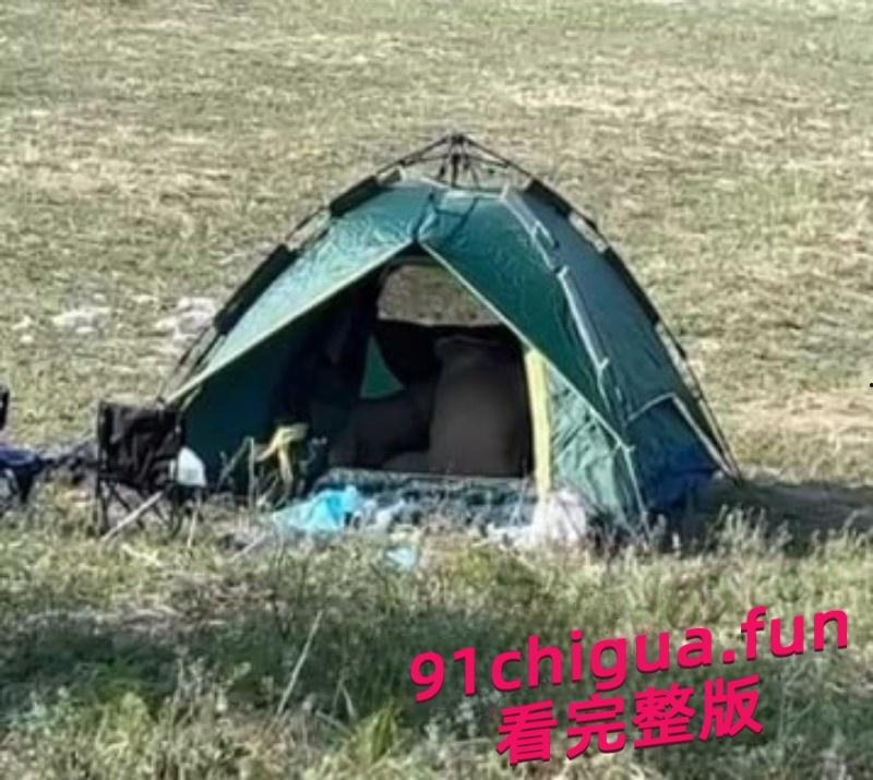 青州古街深夜情侣行为过火？男方淡定回应路人 # 山东青州古城# 情侣#野外做爱-2