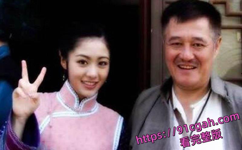 性感女星毕畅乡村爱情8王小蒙喂奶镜头露点 哺乳特写一闪而过 慢放版本放大细节 乳头清晰可见！-4