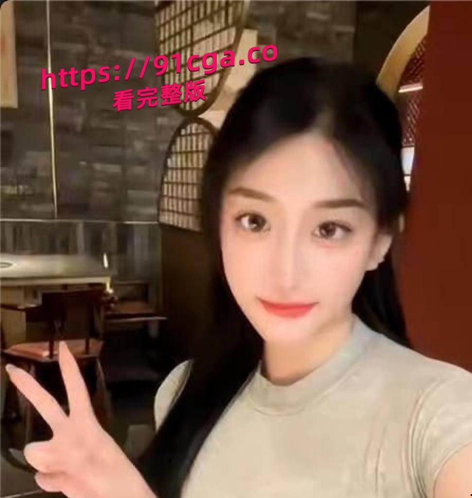 南大07年清纯学妹与男友宿舍激战 渣男曝光大尺度私拍视频寻刺激-1