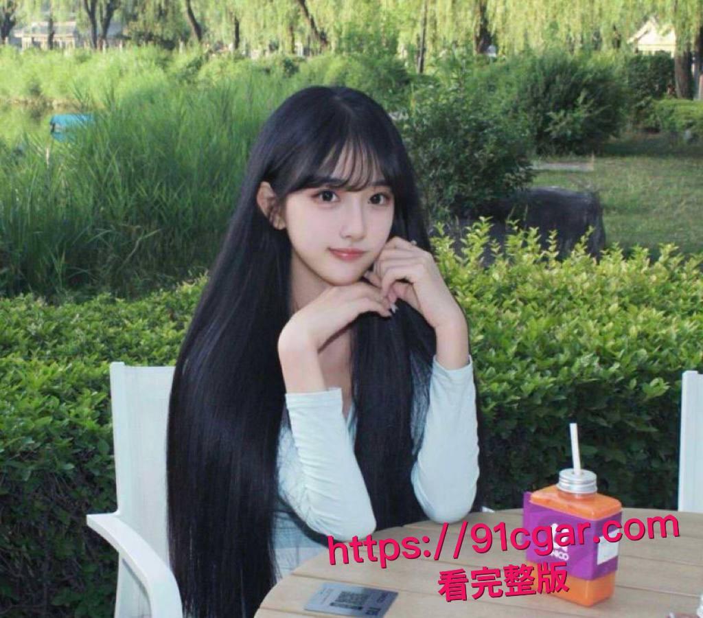 洛阳极品学生妹被富哥包养 户外真空露出尿尿 酒店直接扛腿猛干到腿抖 彻底沦为专属肉便器!-6