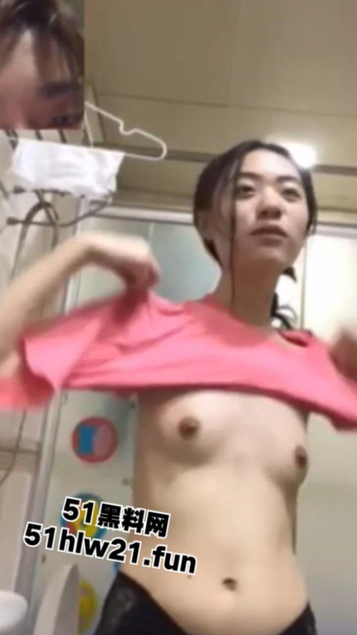 瓜友泄密流出，将自己的御姐女友调教成听话的小母狗，各种网调裸聊分手后将其曝光。-7