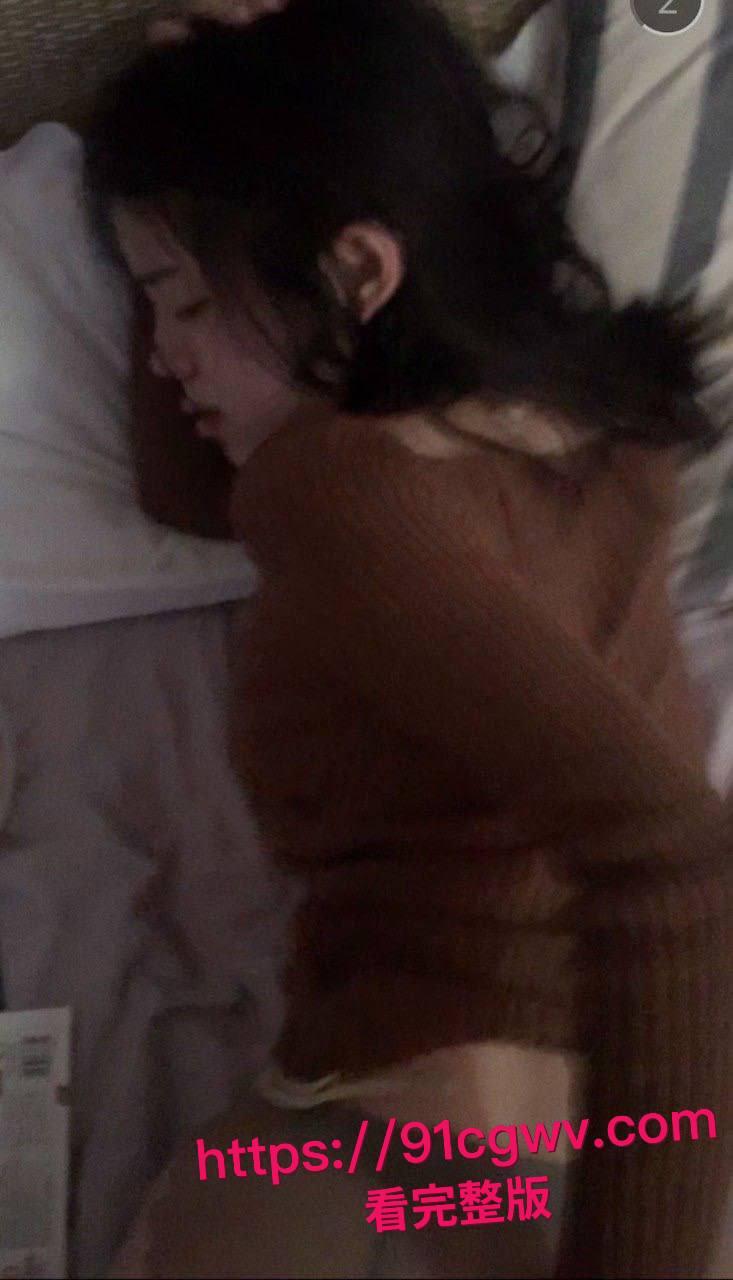 长青大学软萌校花唐梦瑶私密调教片流出!图书馆乖乖女跪舔黄毛大鸡巴后入猛干骚逼射满翘屁股精华-4