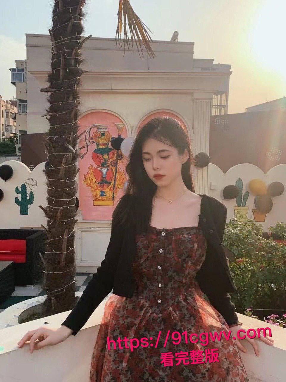 长青大学软萌校花唐梦瑶私密调教片流出!图书馆乖乖女跪舔黄毛大鸡巴后入猛干骚逼射满翘屁股精华-12