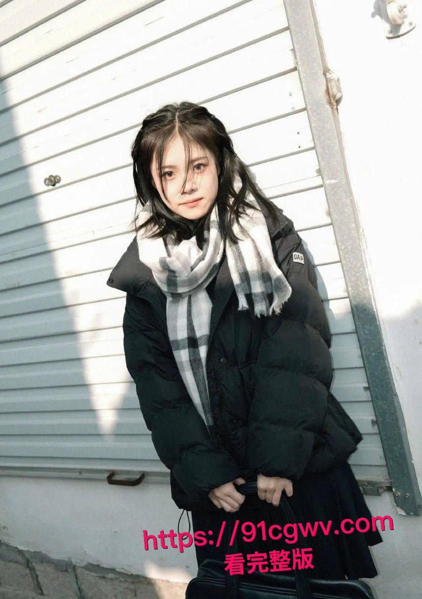 长青大学软萌校花唐梦瑶私密调教片流出!图书馆乖乖女跪舔黄毛大鸡巴后入猛干骚逼射满翘屁股精华-13