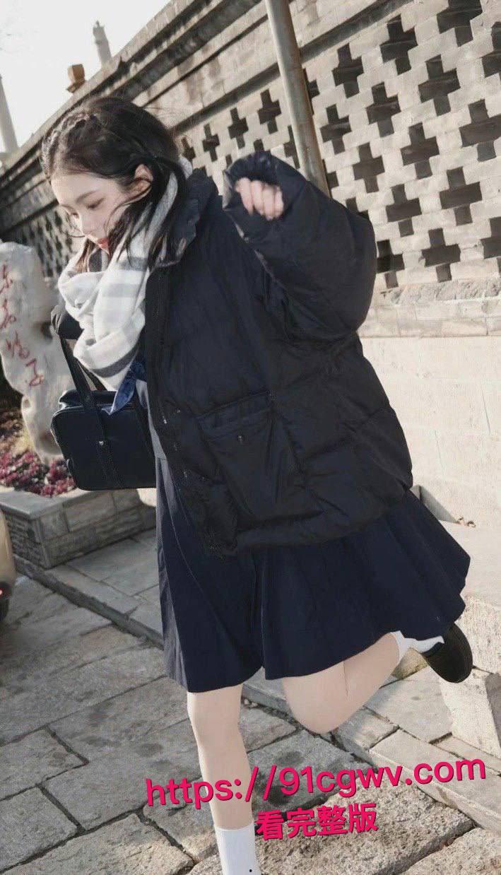 长青大学软萌校花唐梦瑶私密调教片流出!图书馆乖乖女跪舔黄毛大鸡巴后入猛干骚逼射满翘屁股精华-15