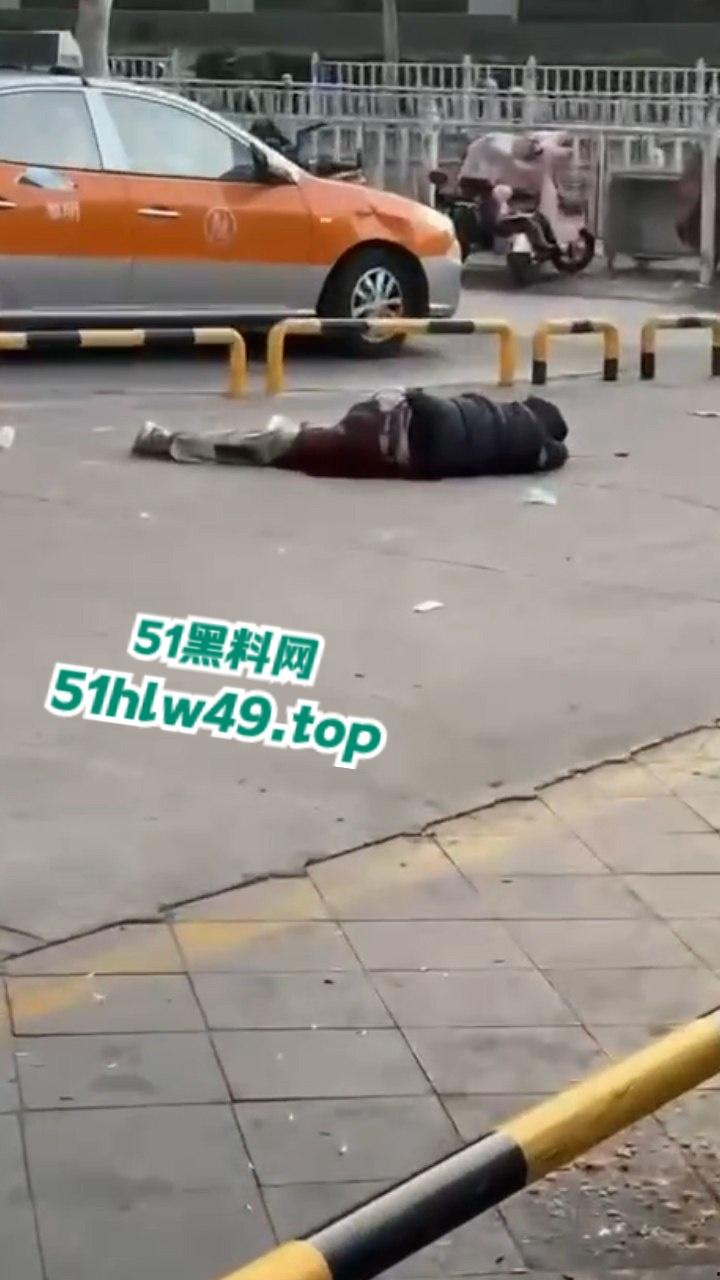 山东泰安万达恶魔团街头斗狠，打死单身小伙，快手流量过万杀人还发视频炫耀。-4