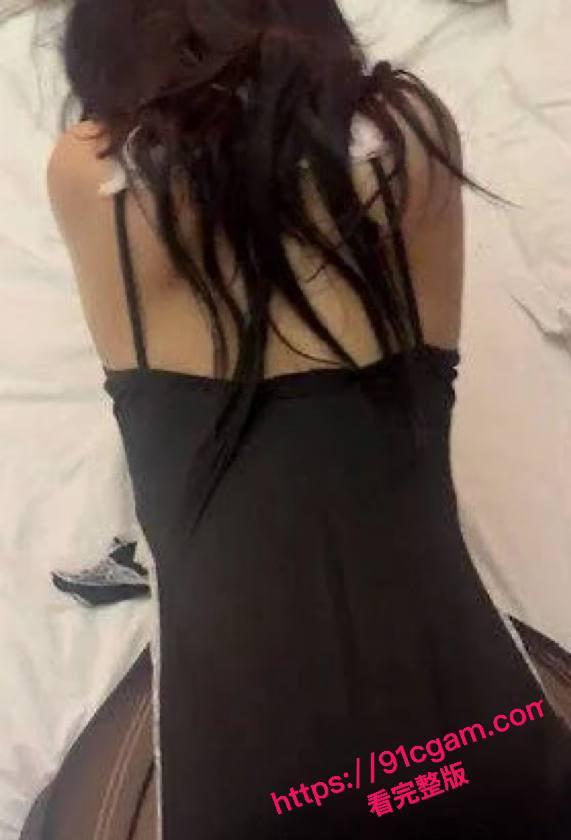 浙江00后学生妹李丹大瓜!不雅视频被渣男曝光,翘臀反差炸翻全网!-4