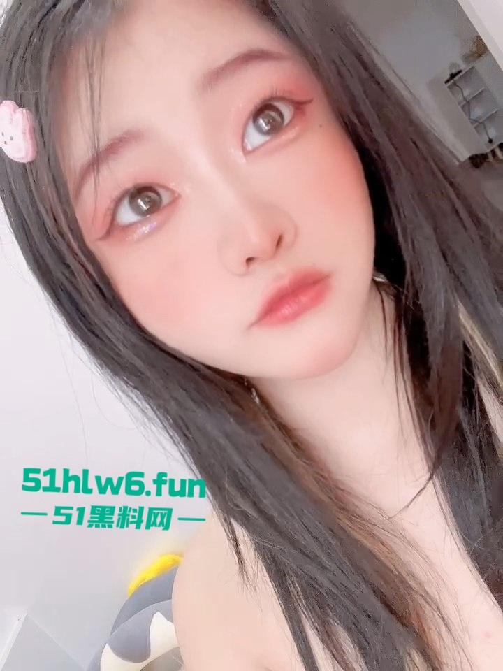 童颜巨乳网红【优妹】可爱颜值大眼妹，小穴敏感嫩穴诱人 私人定制自慰视频流出。-6