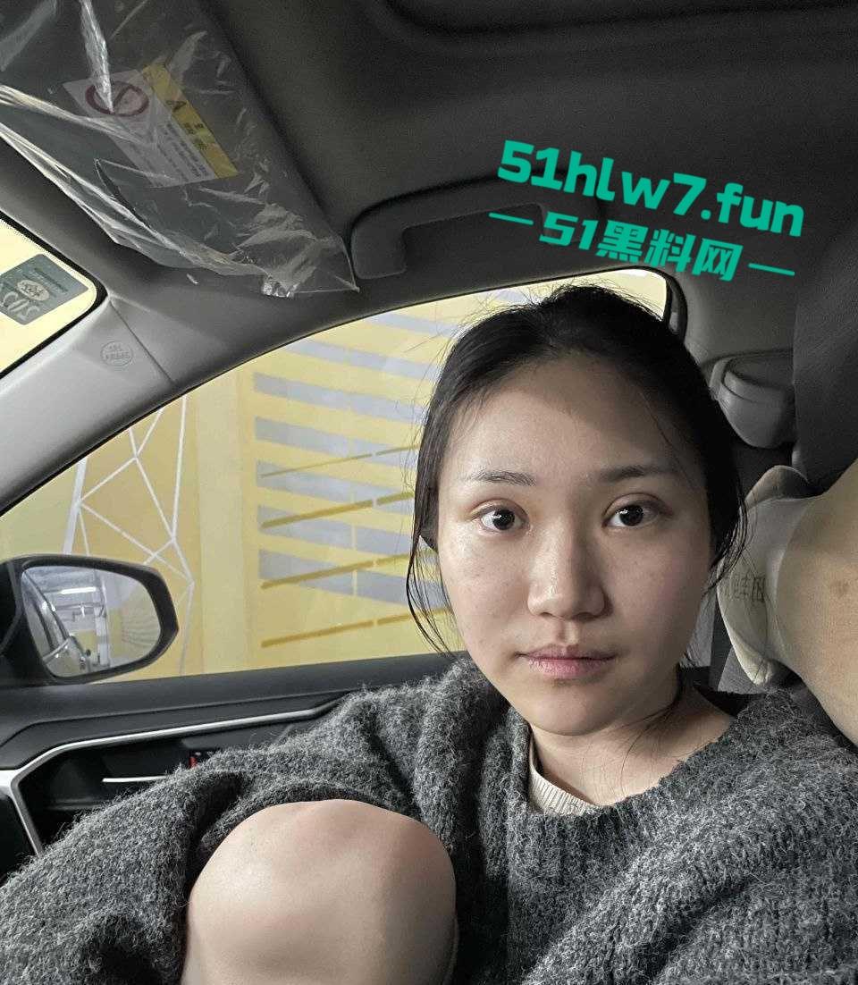 英国南安普顿研究生【邓梦婷】恋爱不是渣，出轨不是花绿了男友后还振振有词！-1