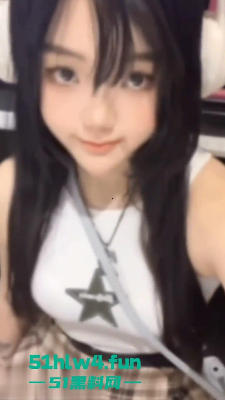 贵阳职业技术学院【林思媛】上门服务只为当选学生会长，炮架子的性爱视频被曝光！-3