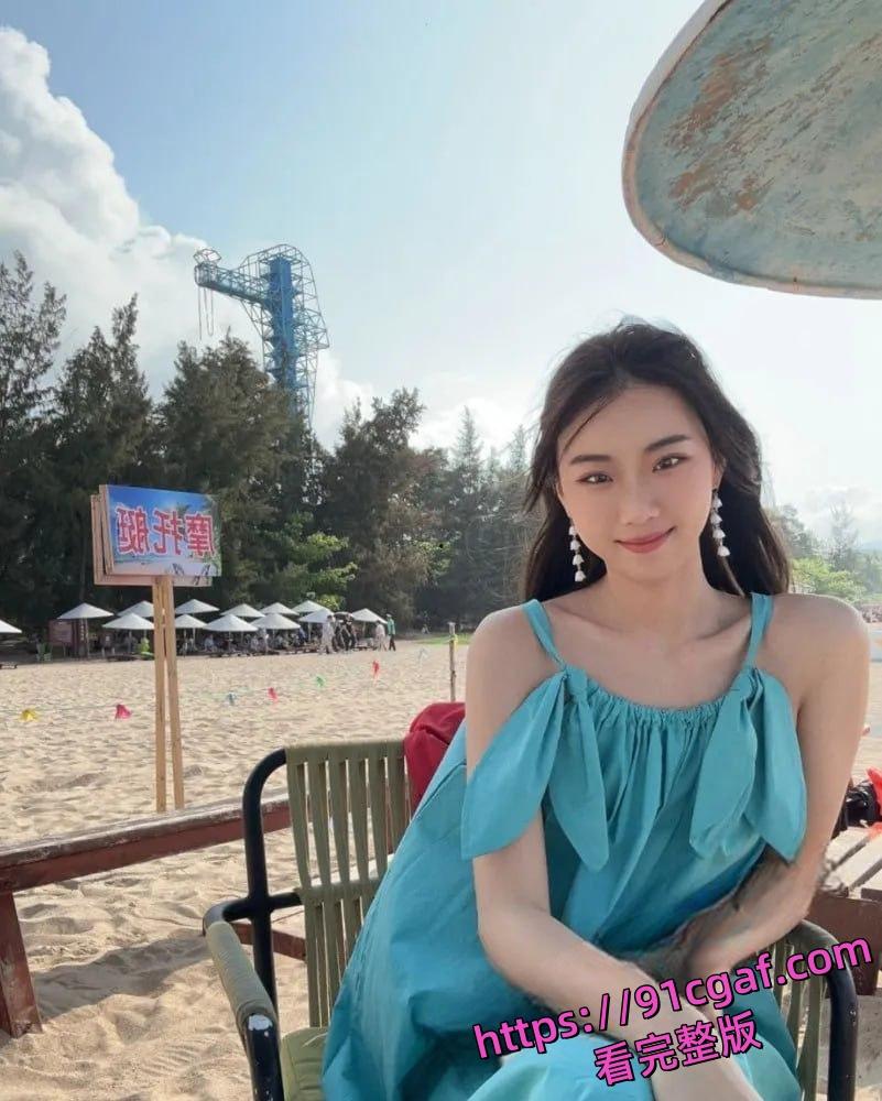 武汉极品气质模特徐熙颜被包养白天清纯模特 夜晚淫荡母狗 糜烂私生活流出-2