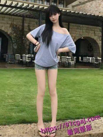 抖音63万粉丝{妹妹早上好}甜美博主 私下生活火爆反差 揭秘金主掌中玩物的肆意人生-2