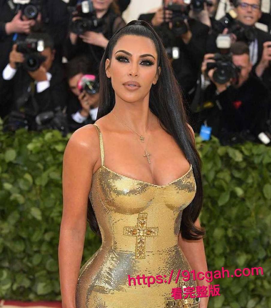 海外大瓜!吹牛老爹白色派对事件 川普群P视频流出轰动全网 多位大咖女星被爆操 比之前的萝莉岛事件更牛逼-3